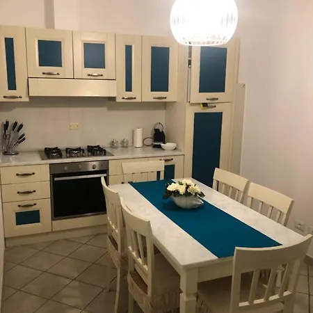 Acquamarina Apartman *